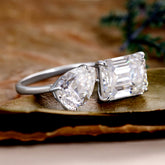 AMARYS Emerald & Pear Cut Moissanite Two Stone Engagement Ring Open Toi et Moi Ring